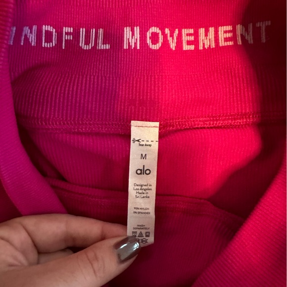 Alo Ribbed Legging + Tank Set - Picture 4 of 5